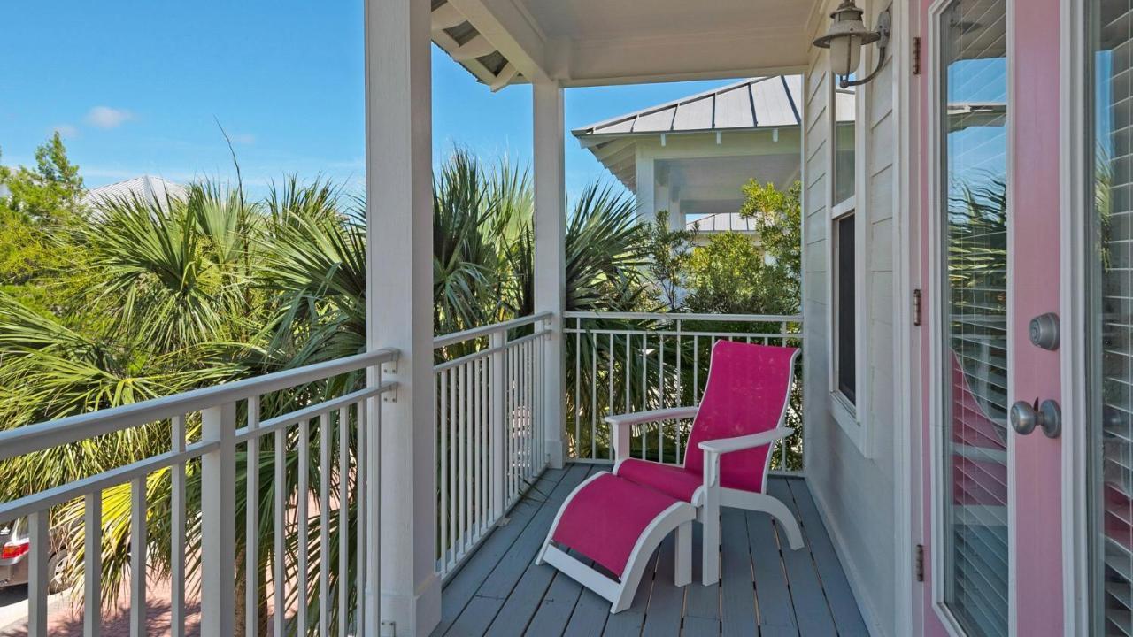 Pink Flamingo Holiday home *